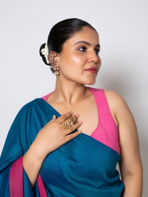 Recent posts on Ishhaara's Instagram